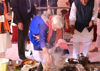 Lt Governor pays obeisance at Shri Martand Surya Temple, Paloura, Jammu
