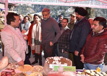 Shaleen Kabra presides over mega public outreach programme at Dudu