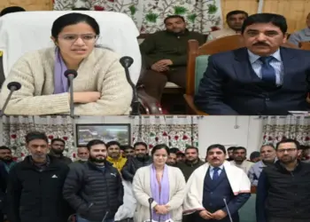 DC Office Kupwara accords warm farewell to retiring Accounts Officer