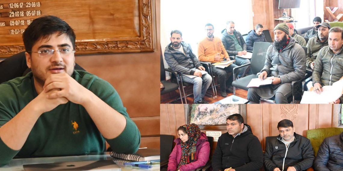 DC Shopian chairs DLIC meeting for implementation of PM Vishwakarma scheme