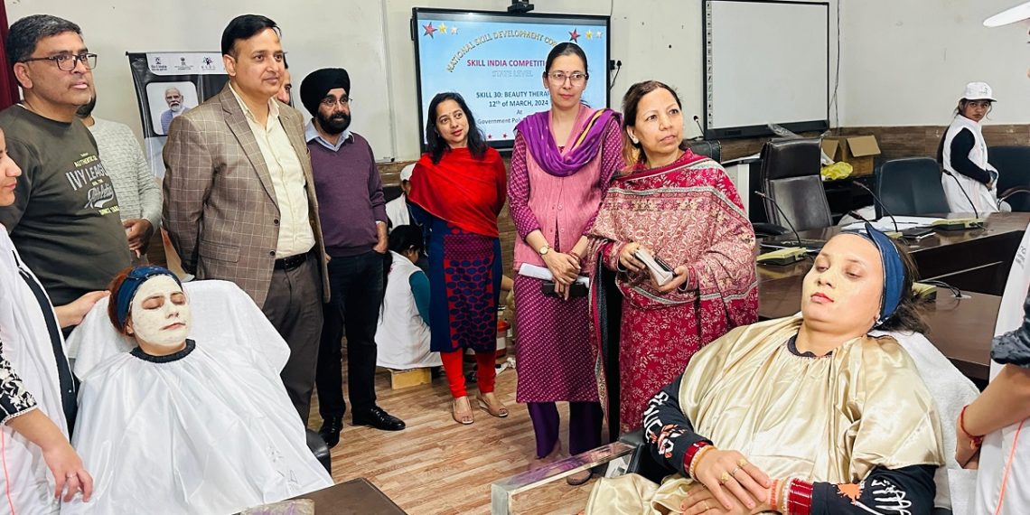 Two day conference on ‘Employment generation through Entrepreneurship’ ends on high note to create ample opportunities for JK youth