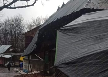 Gusty winds damage several structures in Anantnag’s Verinag