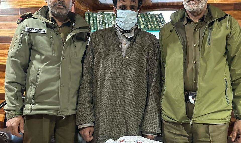 Acting tough against social crimes, Pulwama Police arrested one accused person and recovered contraband substance