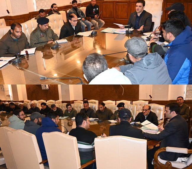 DC Kulgam reviews arrangements for Ramadan ul Mubarak