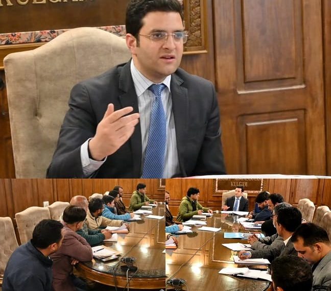 Div Com Kashmir reviews arrangements for Holy Month of Ramadan & Navroz