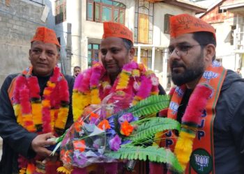 Shopian District: DDC Member Tahir Ahmed Mir Joins BJP, Welcomed by Senior Leaders