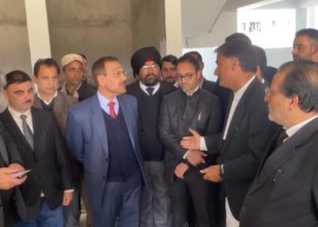 Administrative Judge Shopian visits Court Complex Shopian