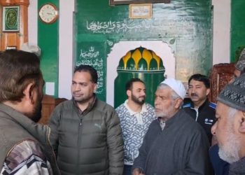 اے ڈی ڈی سی شوپیاں نے جامع مسجد شوپیاں کا دورہ کیا، رمضان کے جاری مقدس مہینے کے انتظامات کا جائزہ لیا۔ رپورٹ مزمل یعقوب