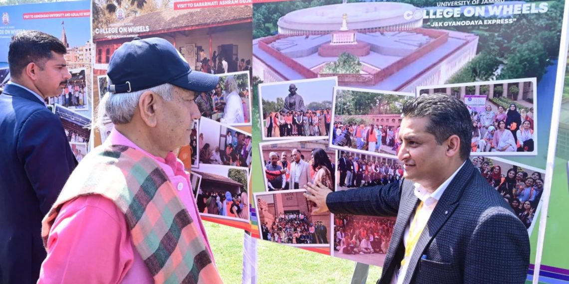 Lt Governor addresses the inaugural ceremony of ‘Goonj-2024’ at Jammu University