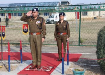 IGP Kashmir visits South Kashmir, chairs security & election review meeting in Shopian