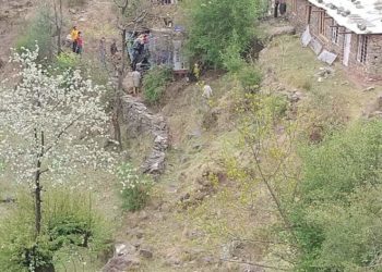 11 passengers injured in Poonch accident, hospitalized