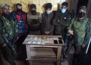 Police arrests five gamblers in Sopore; Stake money, playing cards recovered