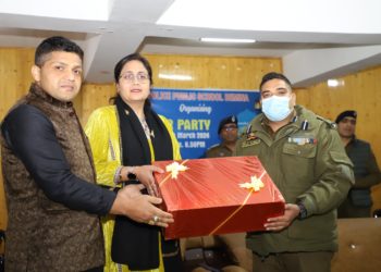 Police Public School, Bemina, Srinagar organised Iftar for kids and families of martyrs at School