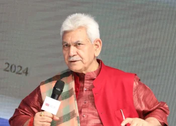 Lt Governor Sh Manoj Sinha attends ETÆs Women Conclave 2024 (3)
