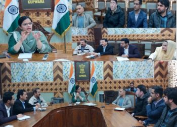 Lok Sabah Elections 2024 : DEO Kupwara takes review of Polling station preparations , accessibility