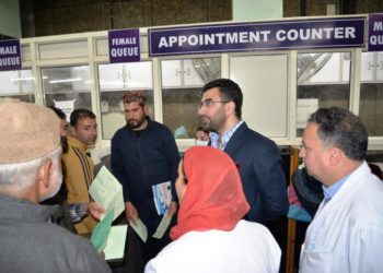 Secretary Health & Director SKIMS reviews Maternity Hospital SKIMS functioning
