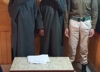 Police arrests 02 drug peddlers in Handwara; Contraband substances recovered