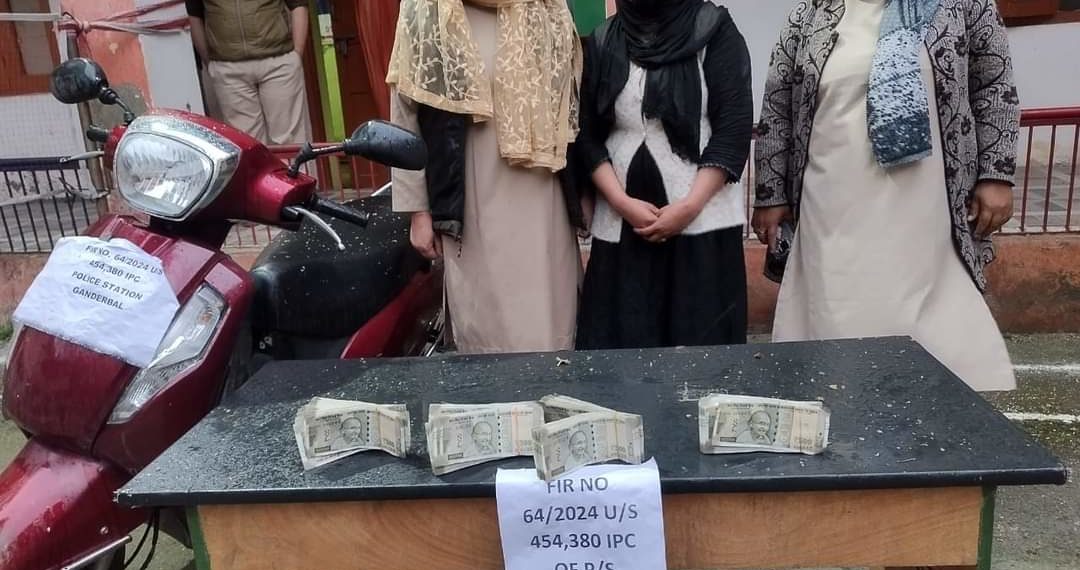 THEFT CASE SOLVED BY GANDERBAL POLICE; ACCUSED ARRESTED, CASH & SCOOTY RECOVERED FROM HER POSSESSION SEIZED