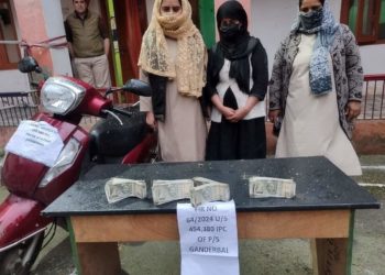 THEFT CASE SOLVED BY GANDERBAL POLICE; ACCUSED ARRESTED, CASH & SCOOTY RECOVERED FROM HER POSSESSION SEIZED