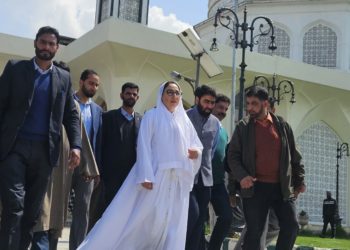 “The project of full fresh matting of all major shrines completed this Ramadhan for the first time ever by Waqf Board”: Darakhshan