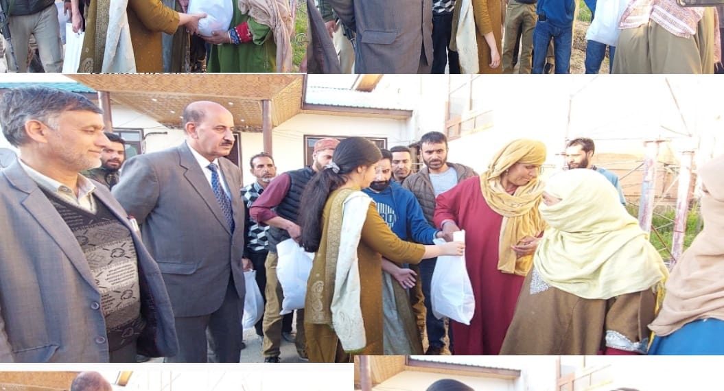 DC Kupwara distributes food items among needy, destitute