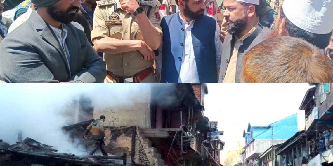DC Doda visits fire incident site at Gowari Market in Gandoh