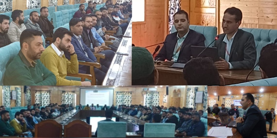 Lok Sabha Elections 2024: Training Programme for Micro Observers held at Kulgam