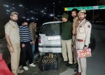 Ramban Police Arrests 02 Bootleggers and Seizes 70 Bottles of Illicit Liquor