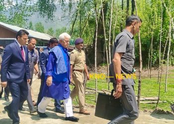 Srinagar Boat Tragedy: LG Sinha visits Gandbal, meets victims’ families
