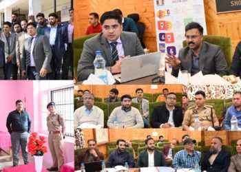 Lok Sabha Elections 2024  General, Police Observers for Anantnag-Rajouri PC visit Shopian