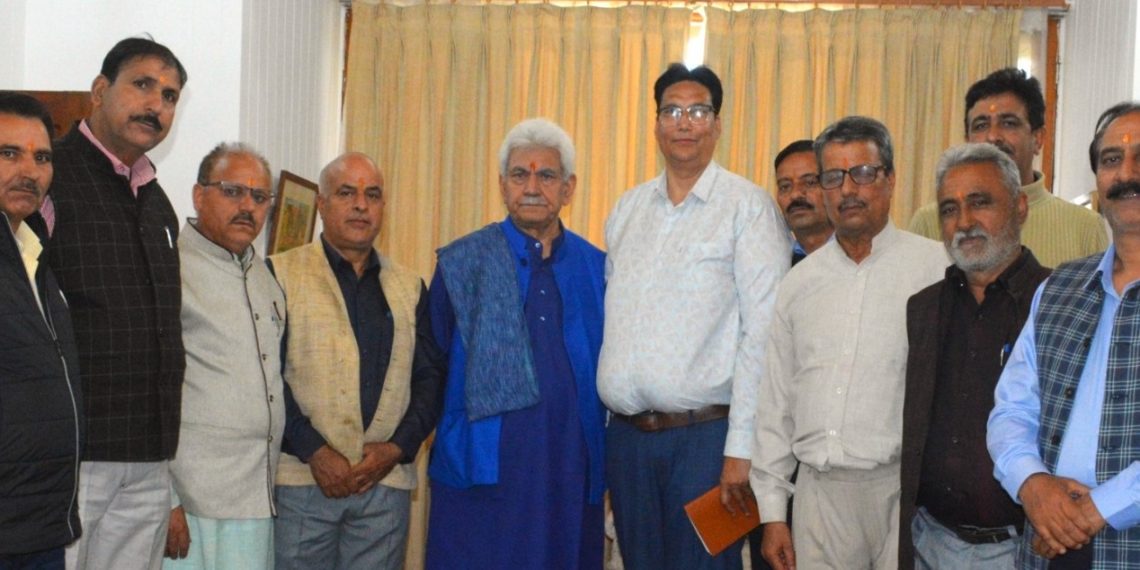 Dr Ramesh Bhat called on Lieutenant Governor Shri Manoj Sinha at Raj Bhawan today.