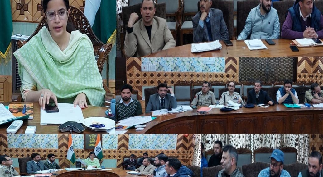 DEO Kupwara reviews plan for transportation of Polling Staff, EVMs