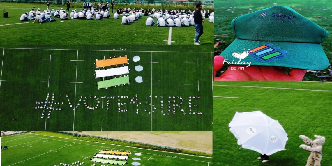Lok Sabha Elections 2024   SVEEP: DEO Srinagar organizes Human Chain Event to raise awareness on Importance of Voting