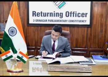 Lok Sabha Elections-2024  24 Candidates in fray in 02-Srinagar PC, 05 Candidates withdraw Nominations