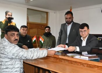 Lok Sabha Elections-2024  2 more candidates file Nomination Papers for Baramulla PC