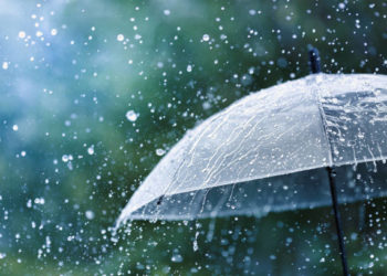 Rainfall Lashes Plains in J&K, Snowfall in Higher Reaches