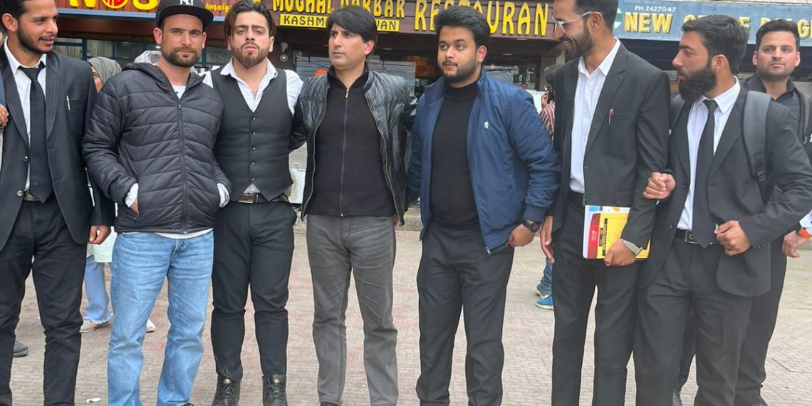 Youth leader DPAP Adv Asif met Kashmir law students
