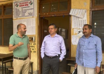 Lok Sabha Elections 2024   R&R Commissioner reviews arrangements at Special Polling Station