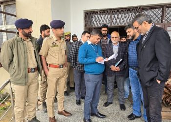 Lok Sabha Elections 2024   Police Observer reviews Security Measures at Counting Center & Strong Room in Baramulla PC