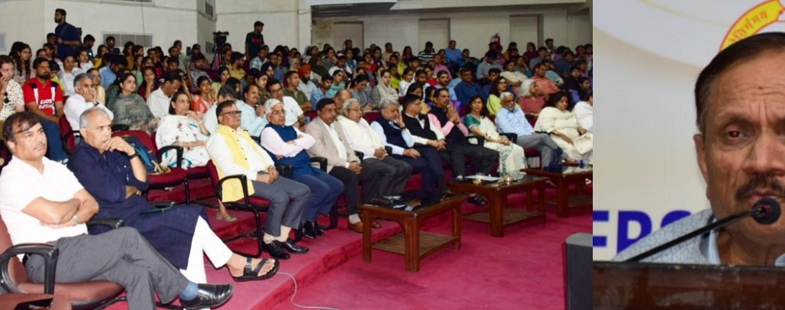 Advisor Bhatnagar addresses two-day Amrit Kaal Lecture Series 2024 at Jammu University