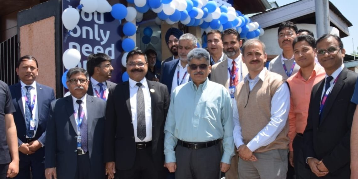 CS inaugurates ‘SBI e-Corner’ inside Civil Sectt campus