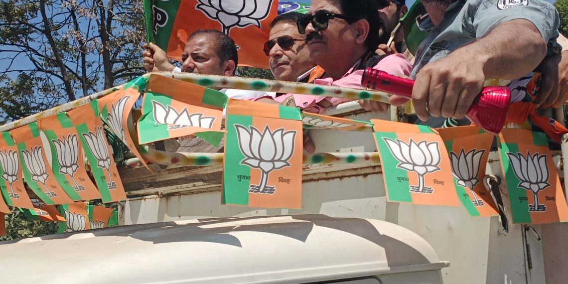 “BJP Srinagar District Organizes Rally in Chanapora Constituency to Support Like-Minded Candidates”