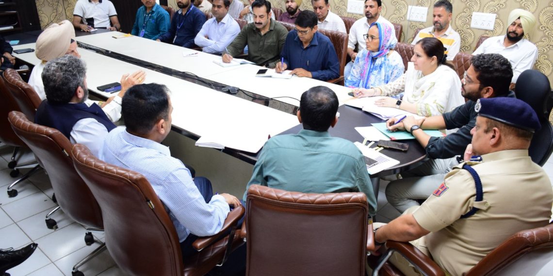 DC Jammu discusses school transport safety with principals