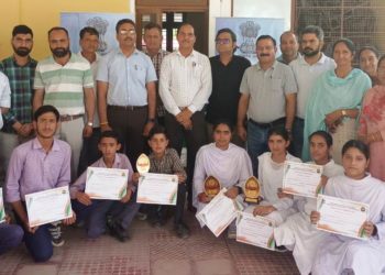 Nasha Mukti Bharat  Students vow to fight drug menace as DIPR hosts symposium at GHSS Pouni students