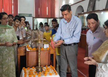 International Museum Day AA&M Directorate organises special exhibition on Ancient Indian Texts  School, College students turn up in large numbers