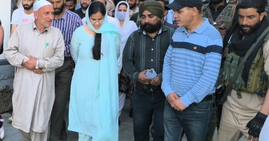 DC Kupwara inspects arrangements for celebration of Urs Zatie-Shahwali at Drugmulla