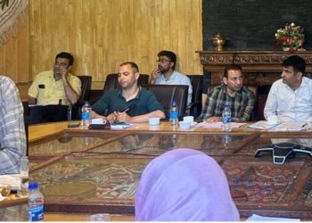 Vikramjit Singh reviews status of Industrial units in J&K