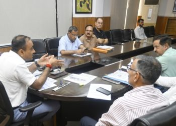 Div Com reviews status of Water, Electricity and Irrigation Supply in Jammu Division