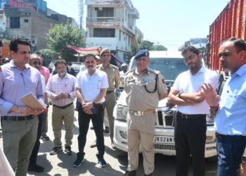 Div Com Jammu conducts on spot inspection of upgradation project works in Transport Nagar Chairs meeting to review progress of repair and maintenance of roads within Jammu city