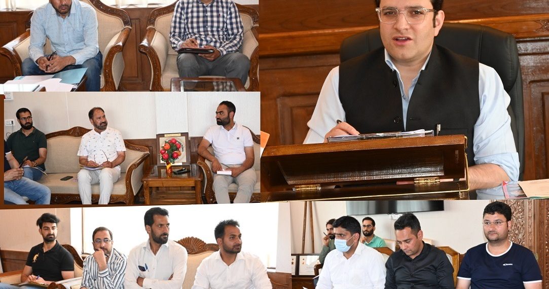 DC Kulgam chairs meeting of BSNL authorities Instructs concerned to ensure installation of towers at an earliest